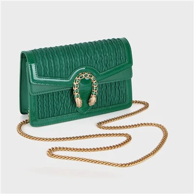 Green crossbody fashion bag Green crossbody fashion bag